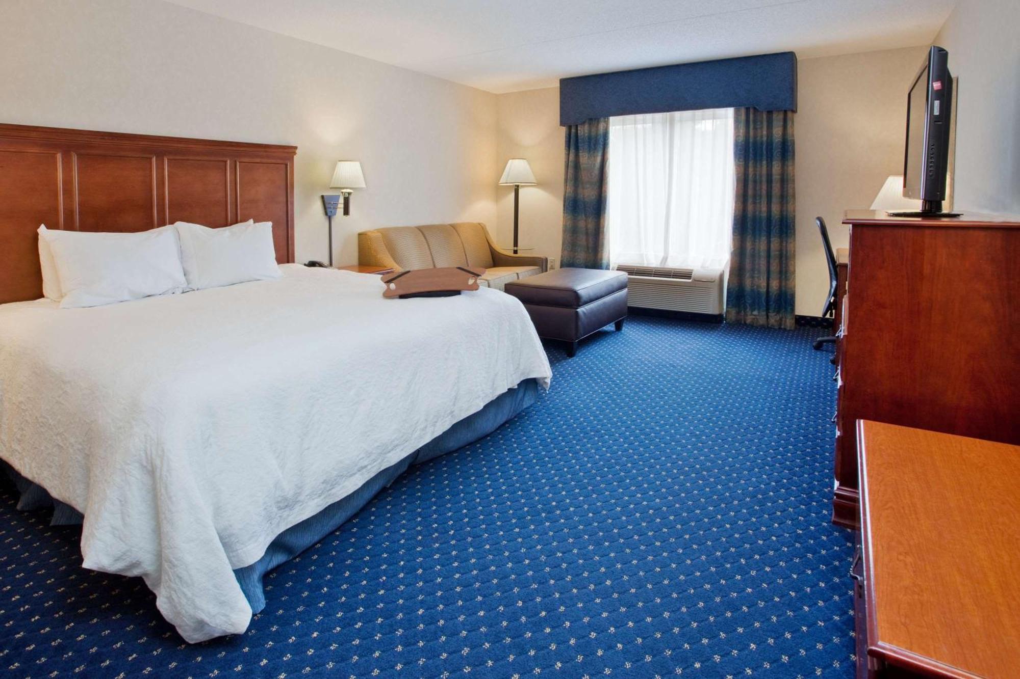Hampton 3* Clifton Park